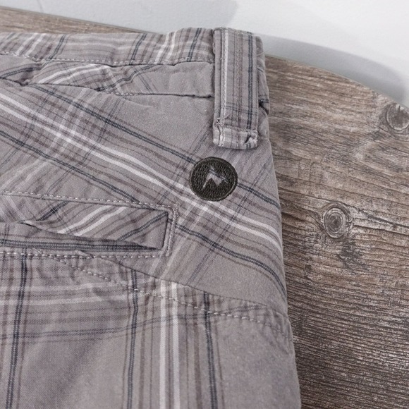 MARMOT GREY PLAID FLAT FRONT CHINO OUTDOORS SHRTS MENS SIZE 36 - Picture 7 of 8
